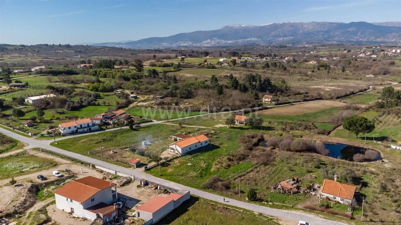 Terreno para Venda em Caria Foto 3