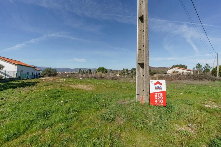 Terreno para Venda em Caria Foto 10