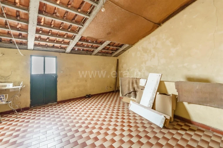 Moradia T4 para Venda em Casteleiro Foto 14