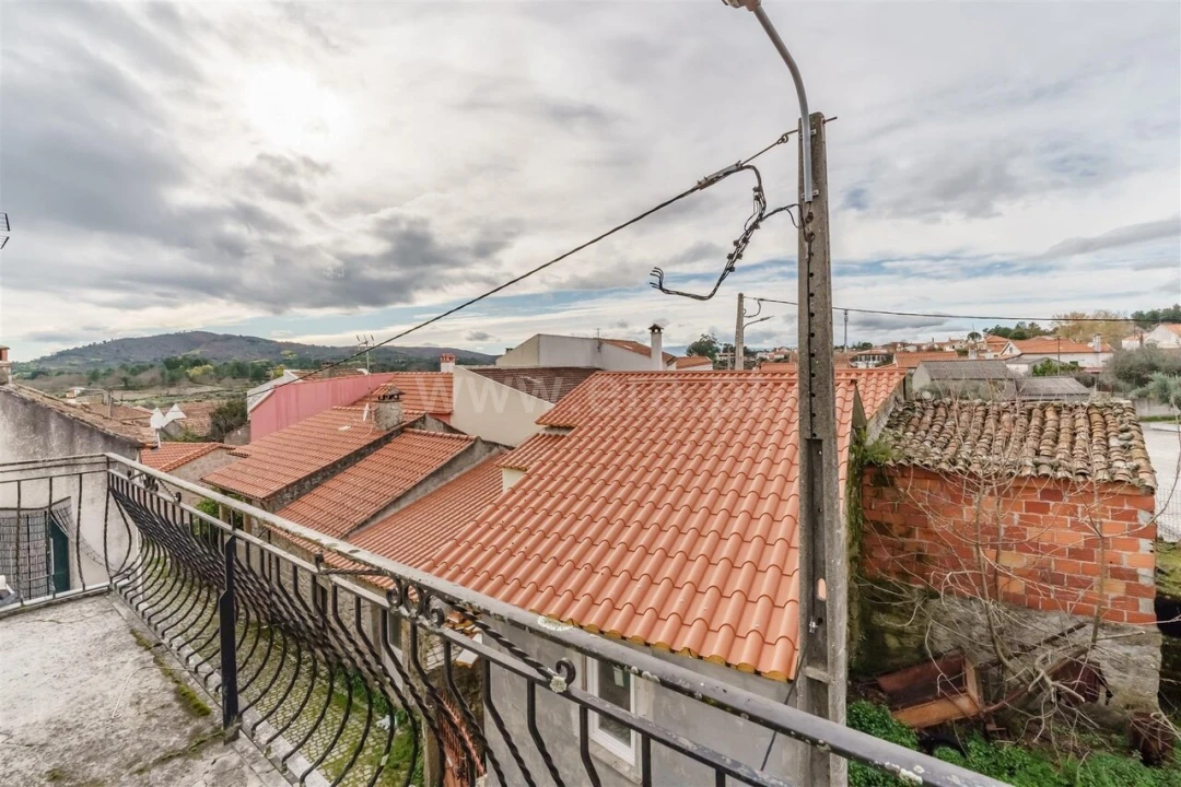 Moradia T4 para Venda em Casteleiro Foto 10