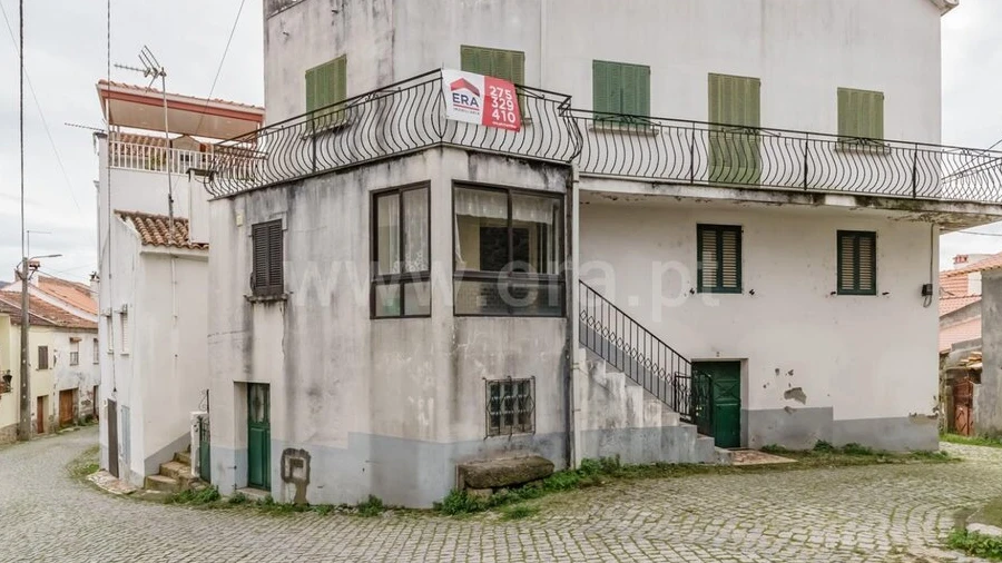 Moradia T4 para Venda em Casteleiro