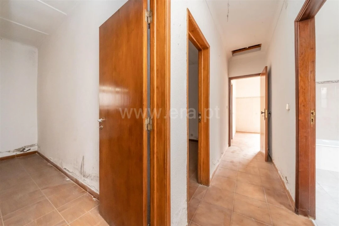 Moradia T3 para Venda em Aldeia de São Francisco de Assis Foto 6