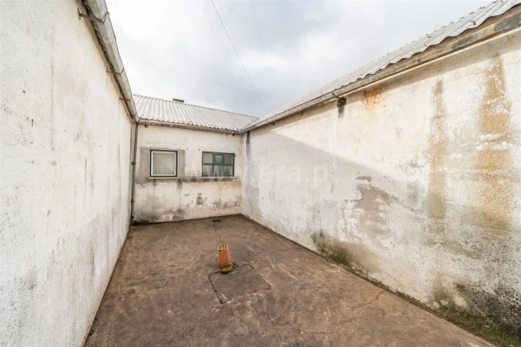 Moradia T3 para Venda em Aldeia de São Francisco de Assis Foto 4