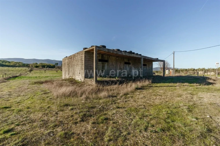 Quinta T0 para Venda em Orjais Foto 17