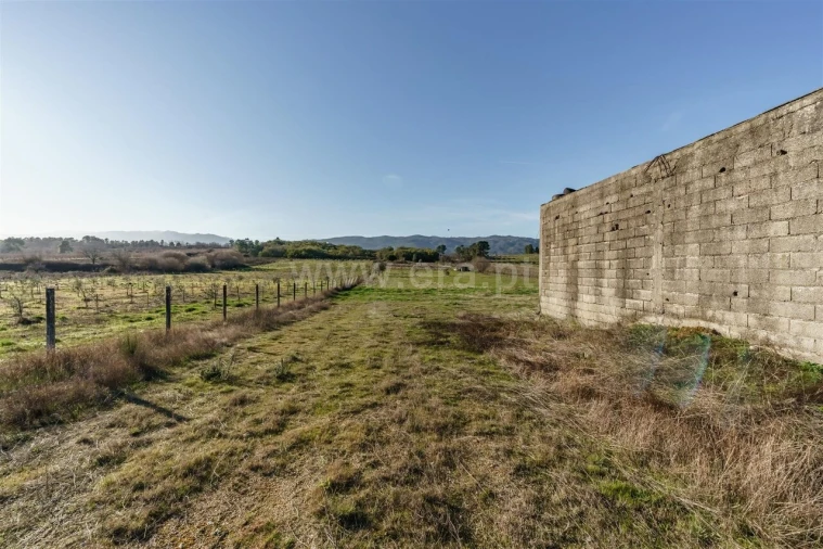 Quinta T0 para Venda em Orjais Foto 16