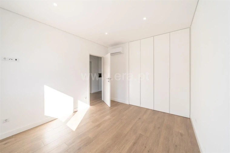 Moradia T4 para Venda em Boidobra Foto 5