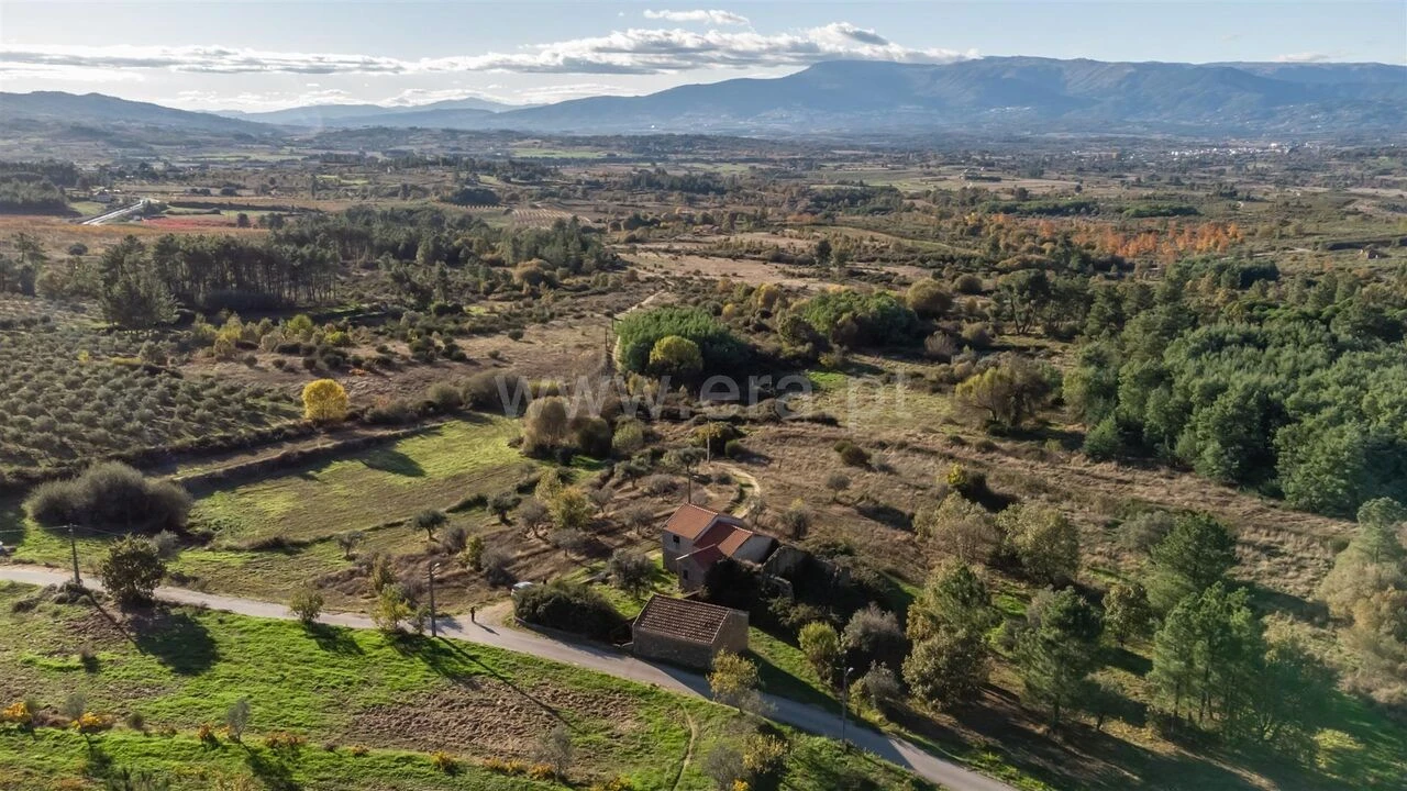Quinta T0 para Venda em Caria Foto 5