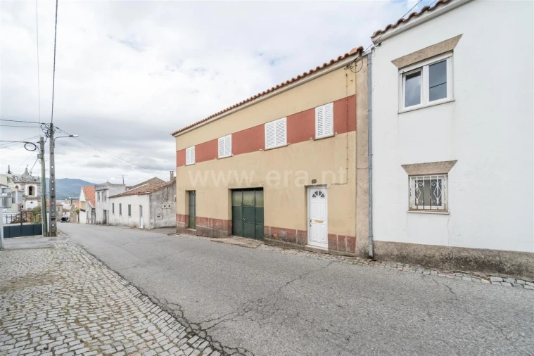 Moradia T4 para Venda em Peraboa Foto 2