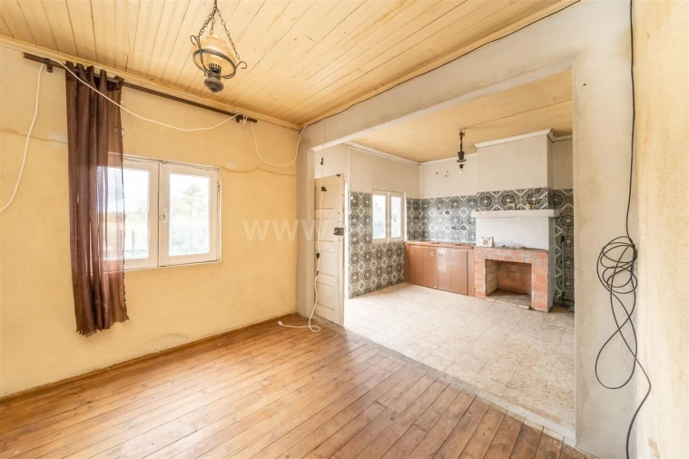 Moradia T4 para Venda em Peraboa Foto 10