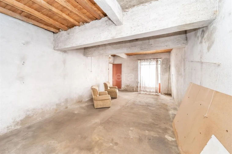 Moradia T4 para Venda em Peraboa Foto 5