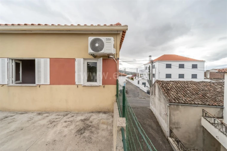 Moradia T4 para Venda em Peraboa Foto 17