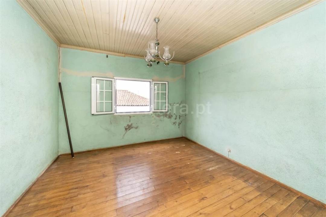 Moradia T4 para Venda em Peraboa Foto 13