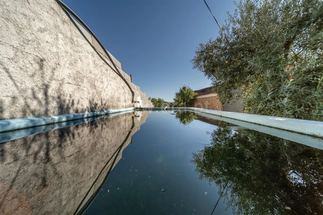 Quinta T2 para Venda em Orjais Foto 11