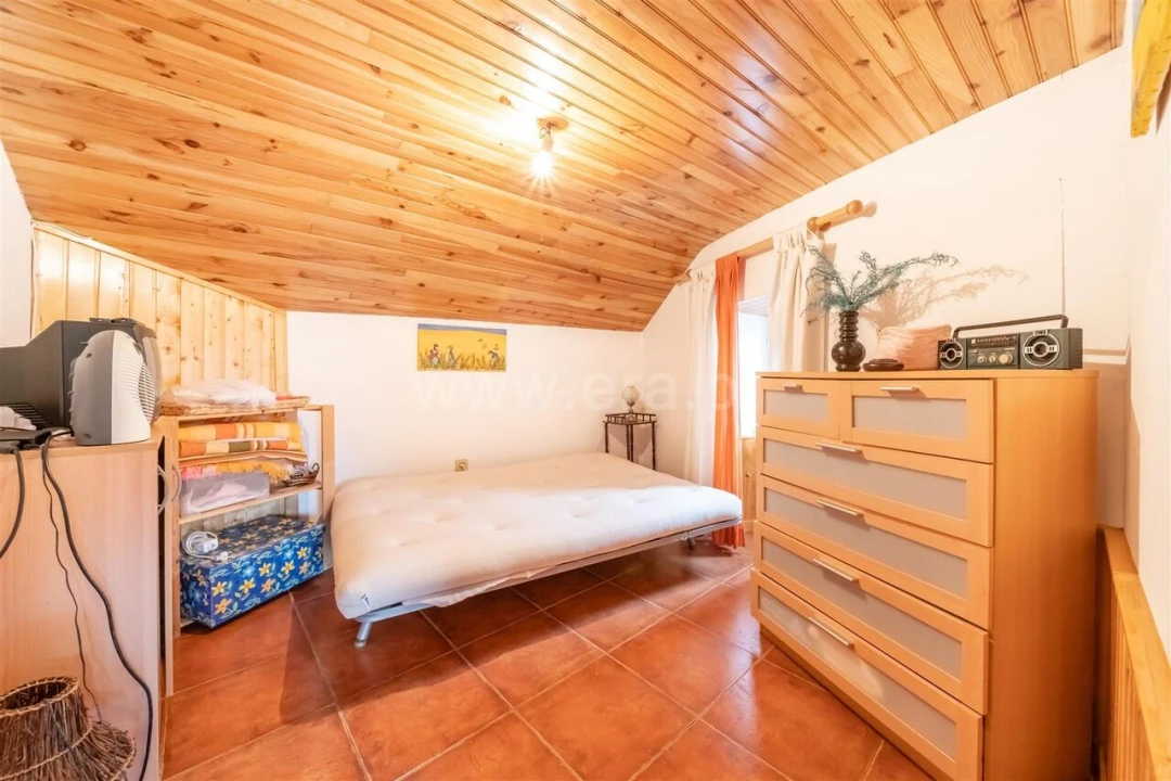 Moradia T3 para Venda em Erada Foto 13