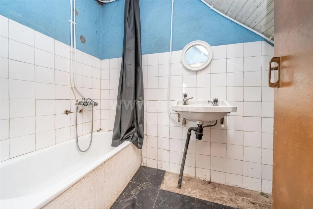 Moradia T3 para Venda em Valhelhas Foto 3