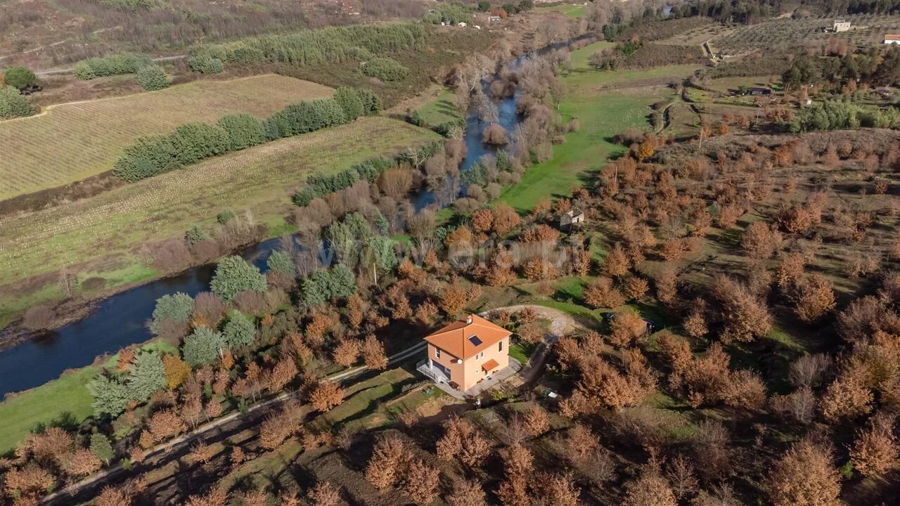 Moradia T3 para Venda em Seixo da Beira Foto 3