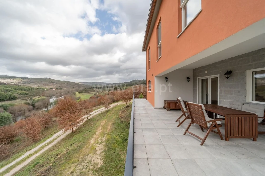 Moradia T3 para Venda em Seixo da Beira Foto 1