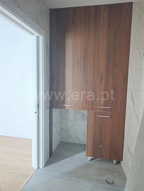 Apartamento T0 para Venda em Tortosendo