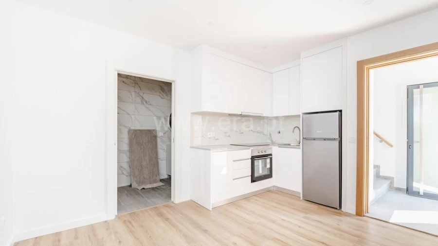 Apartamento T0 para Venda em Tortosendo