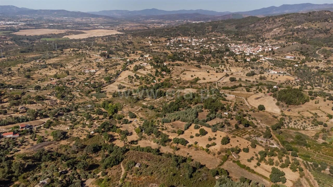 Terreno para Venda em Pero Viseu Foto 15