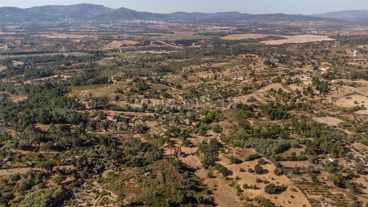 Terreno para Venda em Pero Viseu Foto 16
