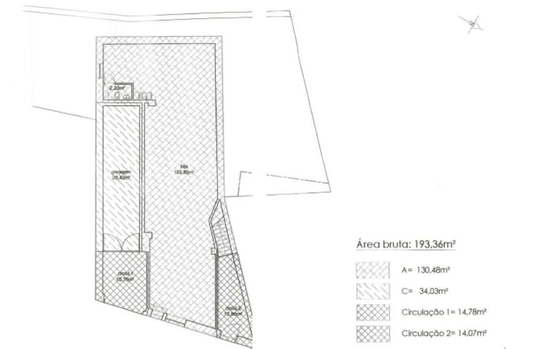 Prédio para Venda em Tortosendo Foto 19
