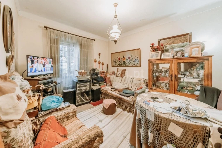 Prédio para Venda em Tortosendo Foto 6