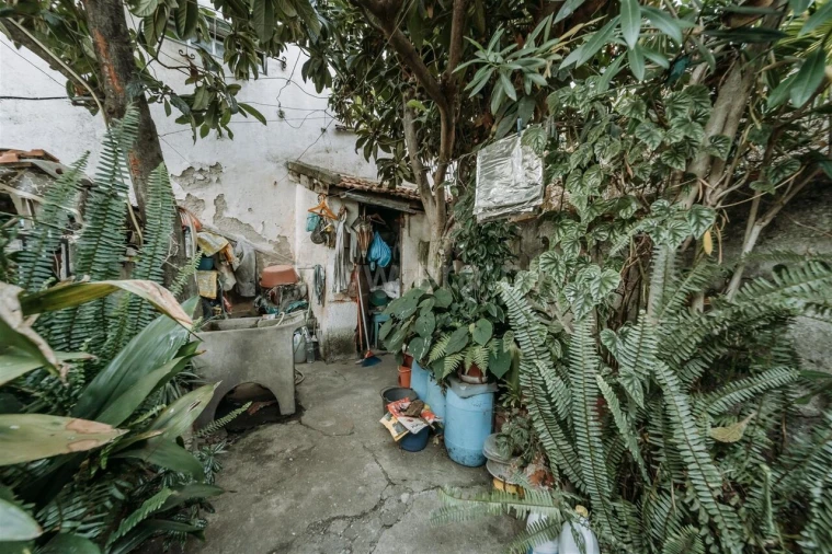 Prédio para Venda em Tortosendo Foto 12