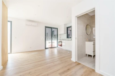 Apartamento T1 para Venda em Tortosendo