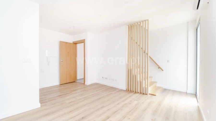 Apartamento T1 para Venda em Tortosendo