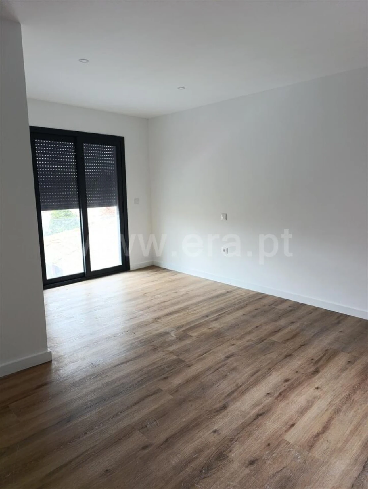 Apartamento T1 para Venda em Tortosendo Foto 7