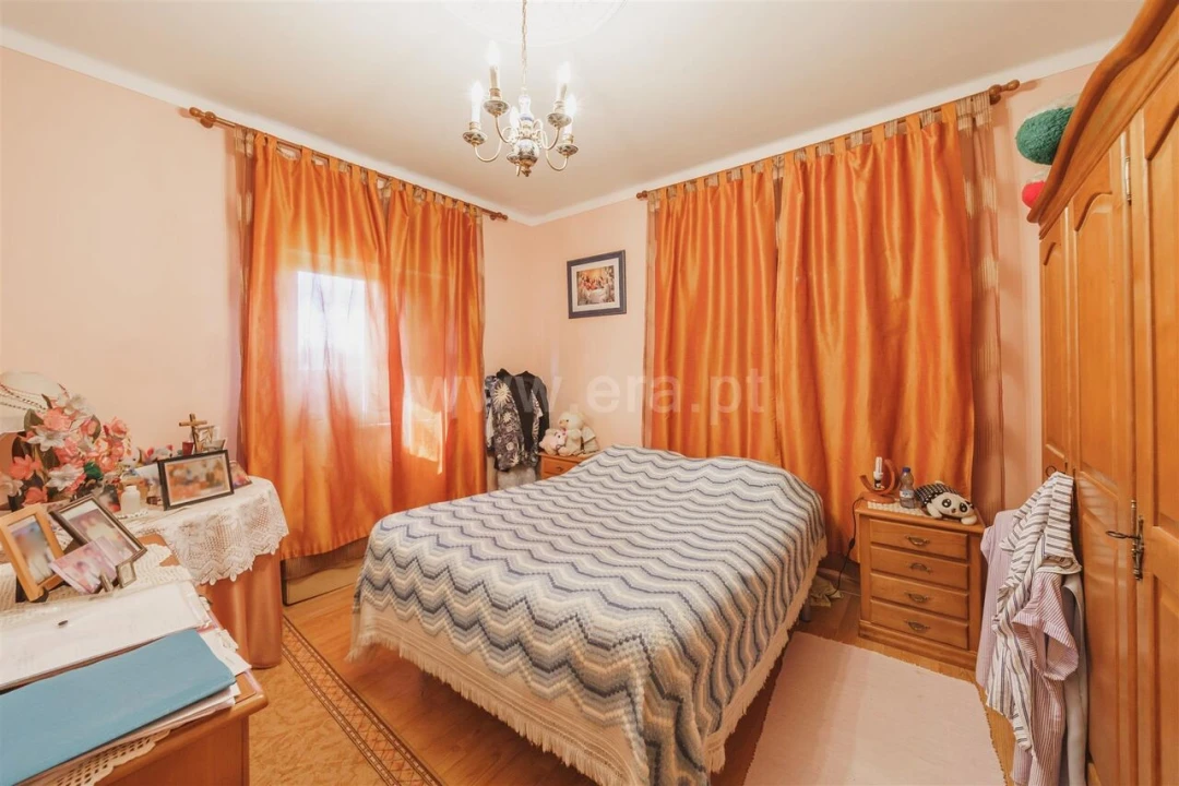 Moradia T3 para Venda em Caria Foto 5