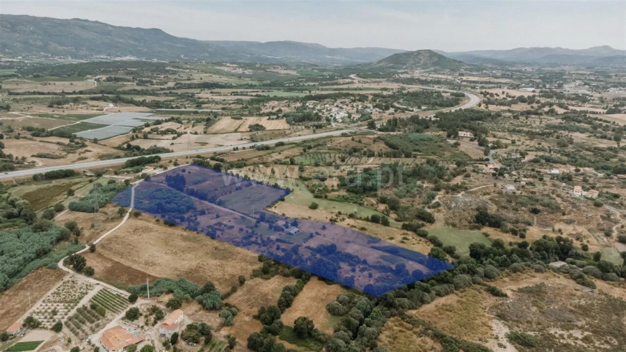 Quinta T3 para Venda em Peraboa Foto 1