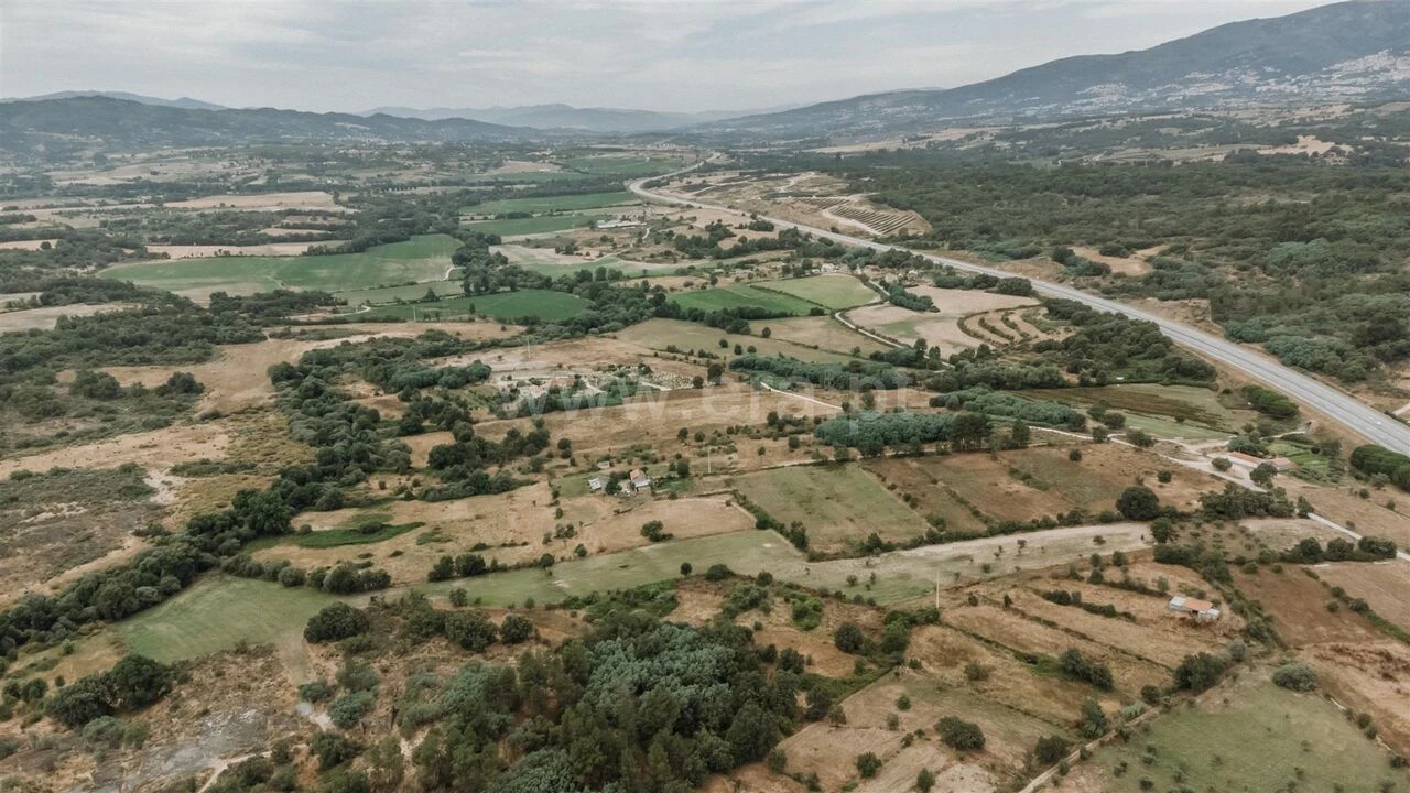 Quinta T3 para Venda em Peraboa Foto 20