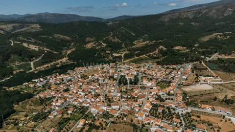 Moradia T4 para Venda em Erada