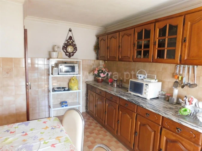 Moradia T4 para Venda em Erada Foto 1