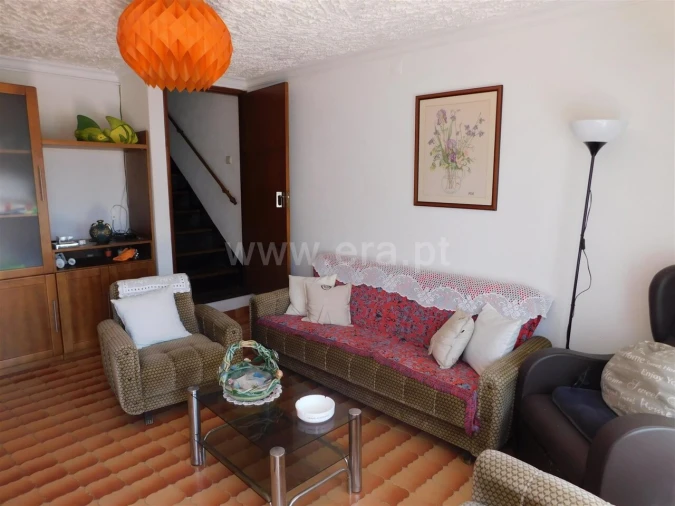 Moradia T4 para Venda em Erada Foto 9