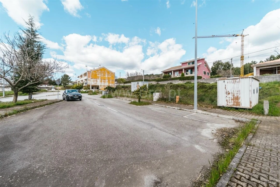 Terreno para Venda em Tortosendo Foto 12