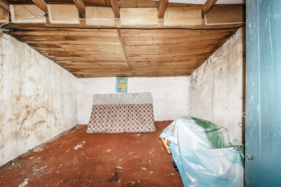 Moradia T1 para Venda em Peraboa Foto 11