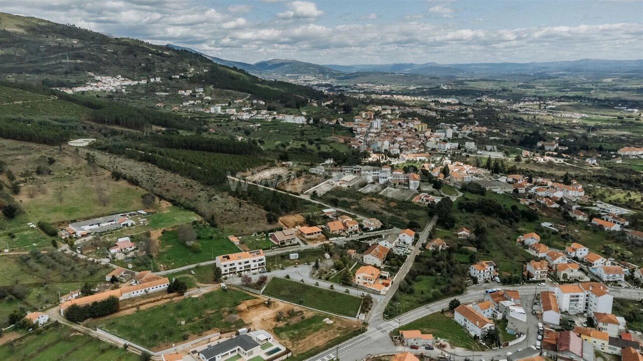 Terreno para Venda em Tortosendo Foto 14
