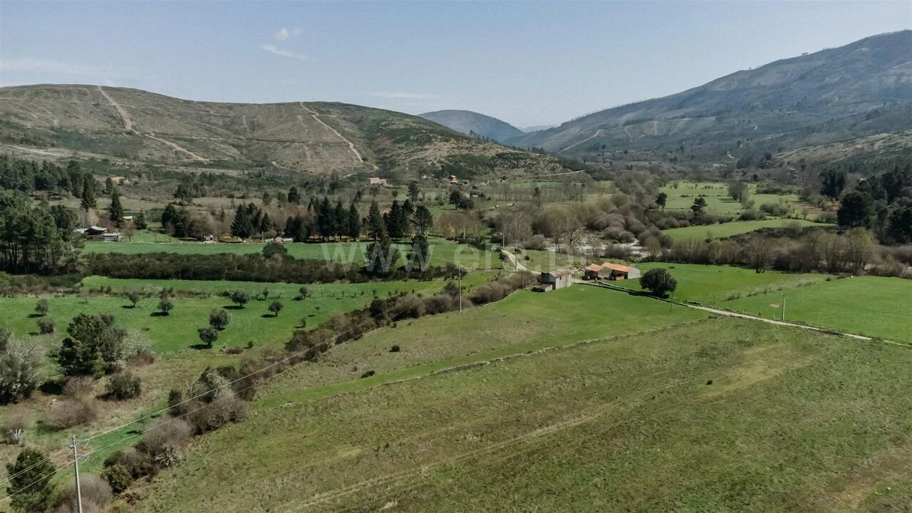 Quinta T0 para Venda em Verdelhos Foto 3