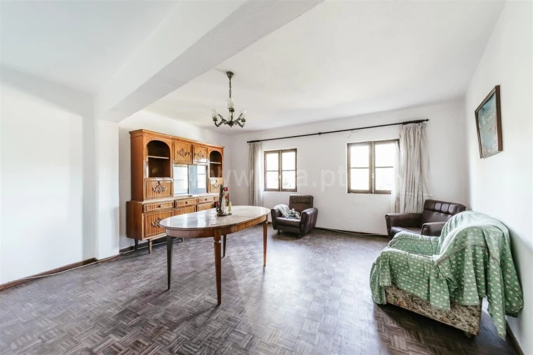 Moradia T4 para Venda em Paul Foto 2