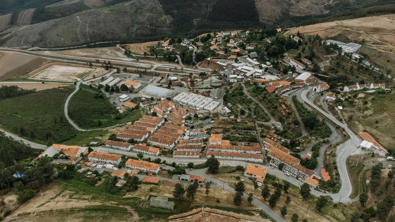 Moradia T2 para Venda em Aldeia de São Francisco de Assis Foto 19