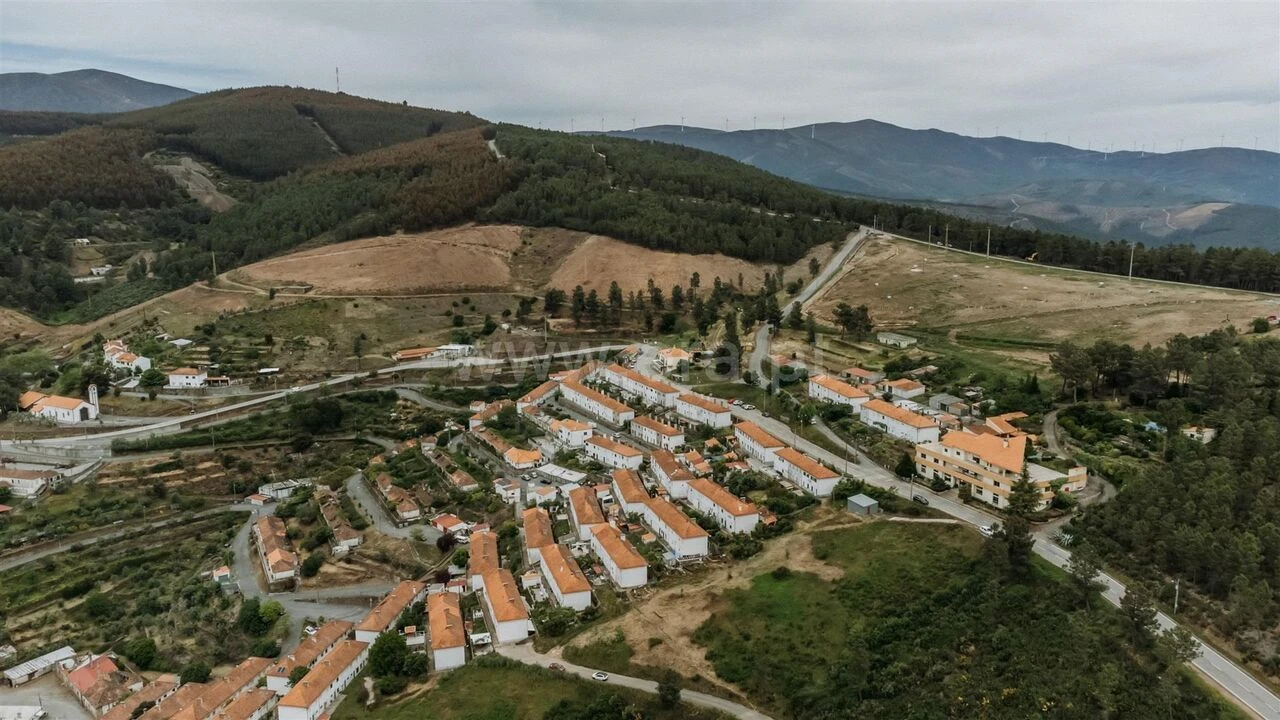 Moradia T2 para Venda em Aldeia de São Francisco de Assis Foto 20