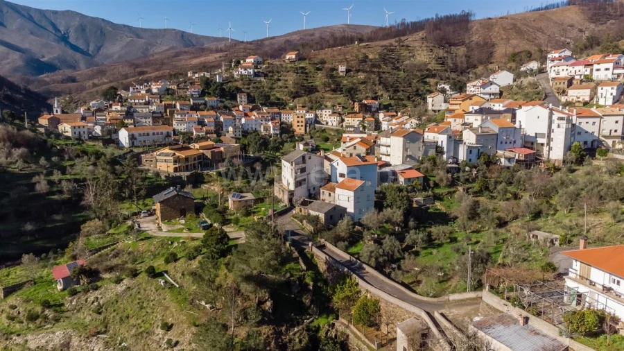 Moradia T3 para Venda em Sobral de São Miguel Foto 18