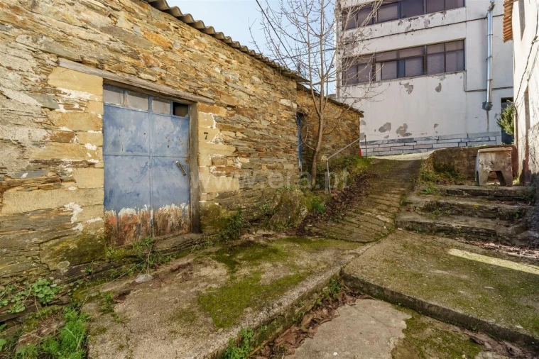 Moradia T3 para Venda em Sobral de São Miguel Foto 4