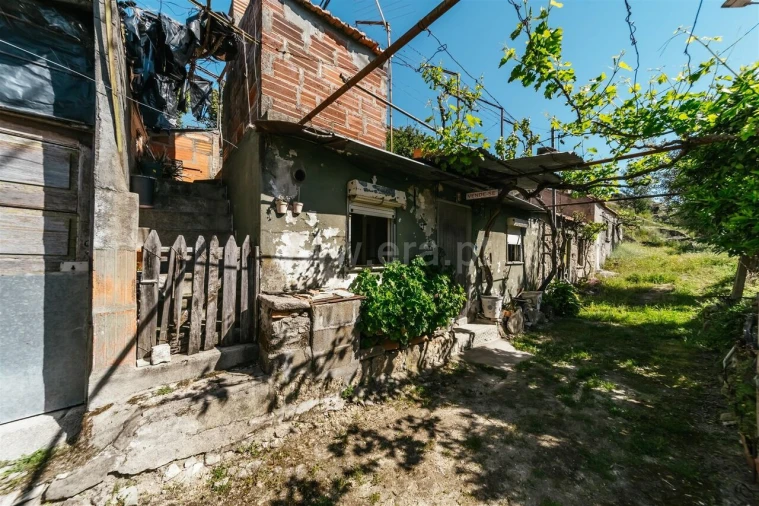 Moradia T2 para Venda em Bendada Foto 14