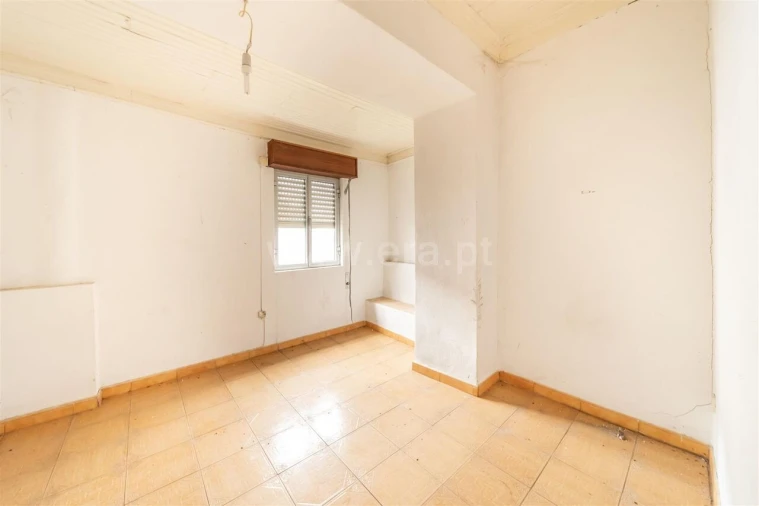 Moradia T4 para Venda em Ferro Foto 6