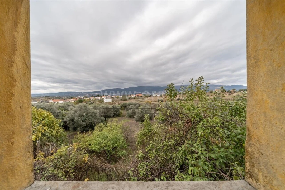 Moradia T4 para Venda em Ferro Foto 18