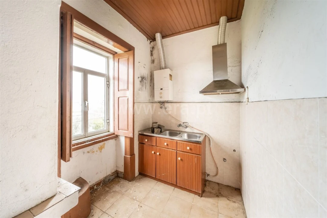 Moradia T4 para Venda em Ferro Foto 10